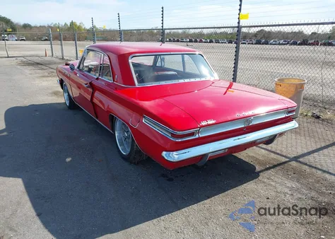 1962 Buick Skylark z USA, uszkodzony, nr VIN 314515934